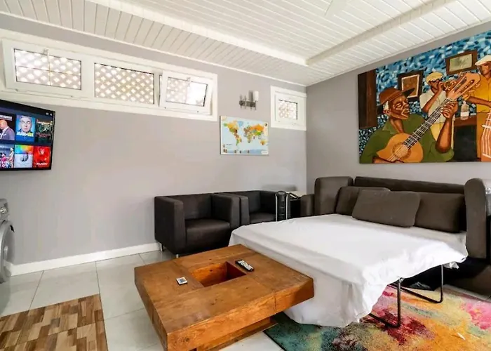 Sleek 4ppl Apartment, Gated, Parking Wifi Pool Yes We Have Power And Water * Ocho Ríos