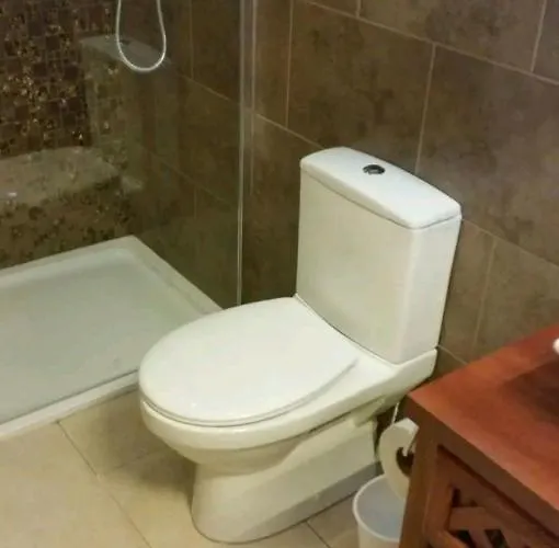 Sleek 4ppl Apartment, Gated, Parking Wifi Pool Yes We Have Power And Water Apartamento Ocho Ríos